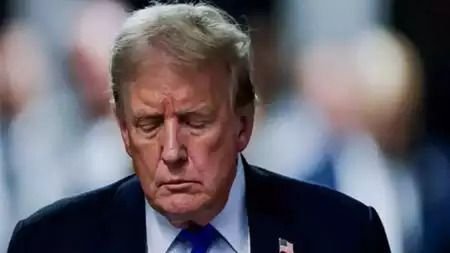 ट्रंप पर एक और पूर्व मॉडल ने लगाए छेड़छाड़ के आरोप