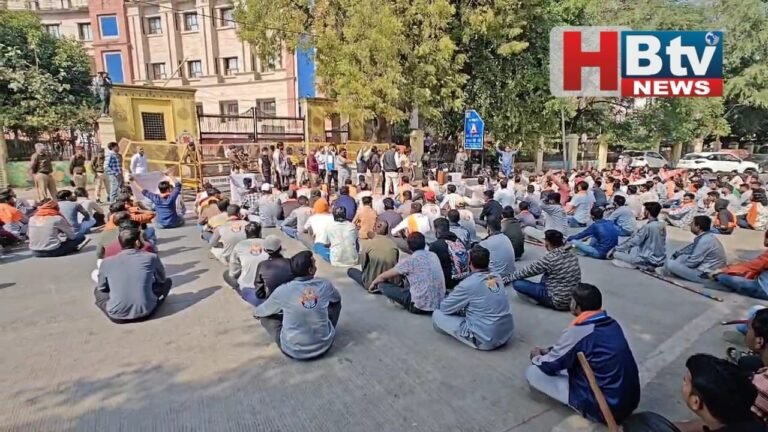 हिंदूवादी संगठनों के विरोध के बाद दिलजीत के शो में ‘बॉटल’ से ‘क्वार्टर’ तक सिमटी शराब, नॉनवेज के स्टॉल भी हटे