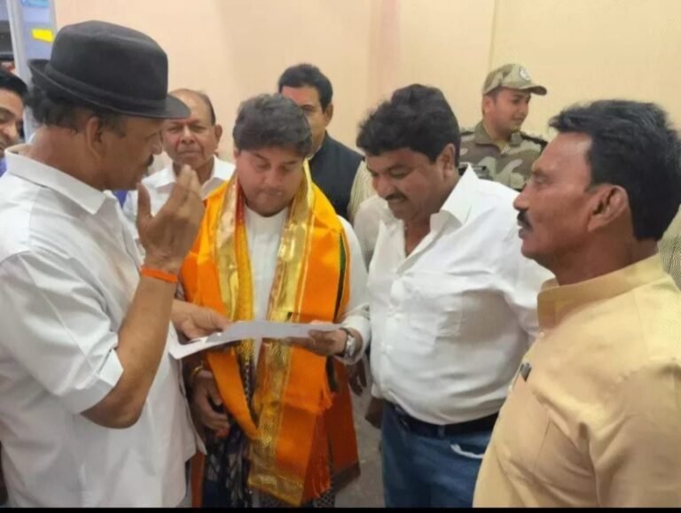 सिंधिया के सामने अमिताभ बच्चन की कॉलर ट्यून की शिकायत लेकर पहुंचे पूर्व विधायक गुप्ता, जवाब मिला-मैं भी इससे परेशान हूं