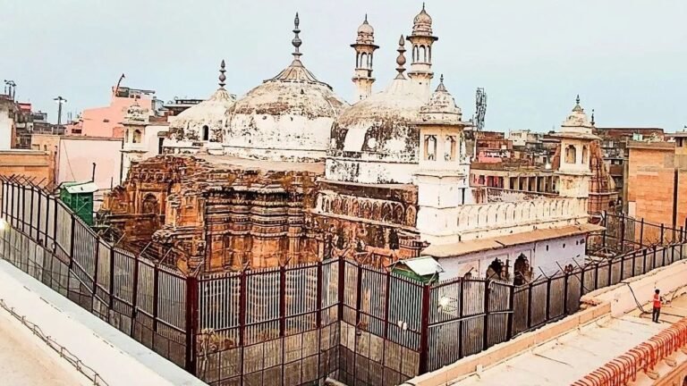 ज्ञानवापी मामले में हिंदू पक्ष की याचिका खारिज, वाराणसी की एक कोर्ट ने अतिरिक्त एएसआई सर्वे से किया इनकार