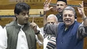 लोकसभा में टीएमसी सांसद कल्याण बनर्जी की माफी पर विवाद