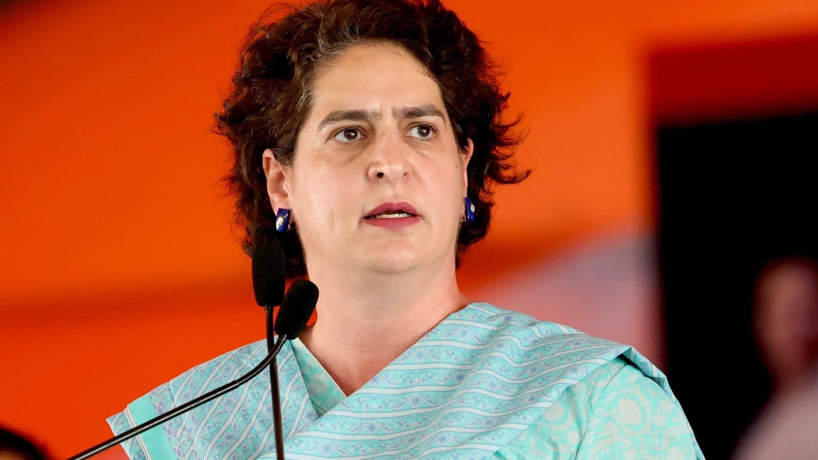 Kerala High Court Notices Priyanka Gandhi Over Alleged Asset Disclosure  Issues I satya hindi news