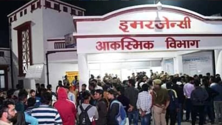 झांसी मेडिकल कॉलेज अग्निकांड पर योगी सरकार की बड़ी कार्रवाई, प्राचार्य को हटाया, तीन निलंबित