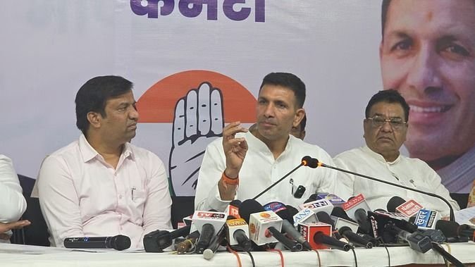 ओबीसी आरक्षण पर कांग्रेस अध्यक्ष जीतू पटवारी ने सरकार को घेरा, कहा-कोर्ट का बना रही बहाना, महाधिवक्ता ने उलझाया