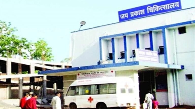 मध्यप्रदेश में स्वास्थ्य के साथ खिलवाड़ जारी, इंदौर-छिंदवाड़ा के बाद अब भोपाल के जेपी अस्पताल में लापरवाही, बिजली गुल होने से ऑपरेशन तक टले
