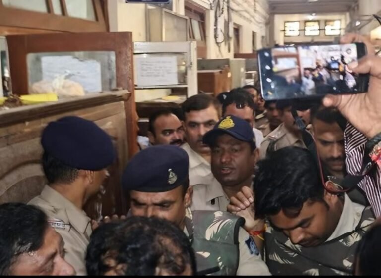 लव जिहाद के लिए फंडिंग करने का आरोपी पार्षद अनवर कादरी कोर्ट में पेश, लंबे समय से था फरार