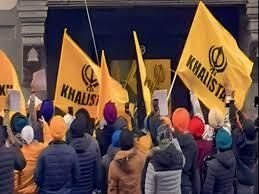 खालिस्तानी अब कनाडा के लोगों को बना रहे  निशाना