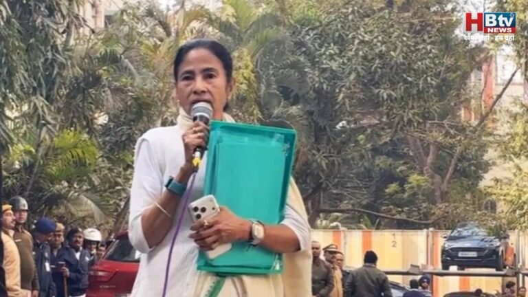 ईडी ने ममता बनर्जी के खिलाफ सुप्रीम कोर्ट में दायर की रिट याचिका, छापे के दौरान अधिकारियों को डराने का मामला