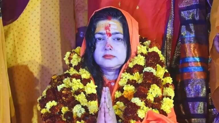 ममता कुलकर्णी ने छोड़ा महामंडलेश्वर का पद, कहा-25 साल से साध्वी हूं और आगे भी साध्वी ही रहूंगी