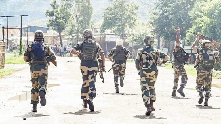 मणिपुर में सुरक्षा बलों की बड़ी कार्रवाई, प्रतिबंधित संगठनों से जुड़े 7 उग्रवादी गिरफ्तार