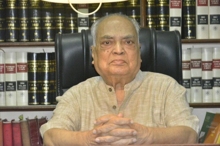 प्रख्यात कानूनविद, पूर्व महाधिवक्ता और समाजसेवी आनंद मोहन माथुर का 97 वर्ष की आयु में निधन, इंदौर को दी है कई सौगात