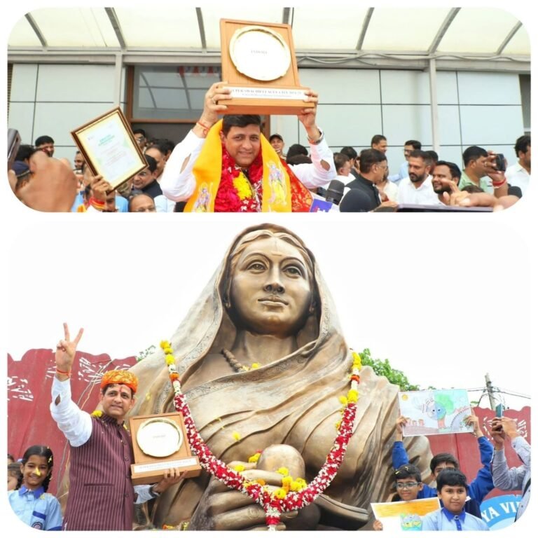 आखिर महापौरजी भी सीख गए राजनीति, हक तो बनता ही था, दूसरे को छीनने कैसे देते सामने परोसी थाली?