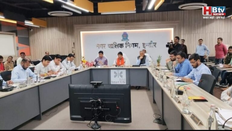 मेट्रो रुट को लेकर अपनी ही बात से पलटे मंत्री विजयवर्गीय, पहले एमजी रोड के अंडरग्राउंड रुट का किया था विरोध, अब कह रहे हैं एक गमला भी नहीं टूटेगा