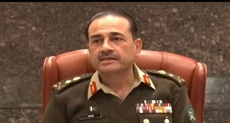 ऑपरेशन सिंदूर में भारत से बुरी तरह मात खाए पाकिस्तानी सेना प्रमुख का प्रमोशन, फील्ड मार्शल बनाया