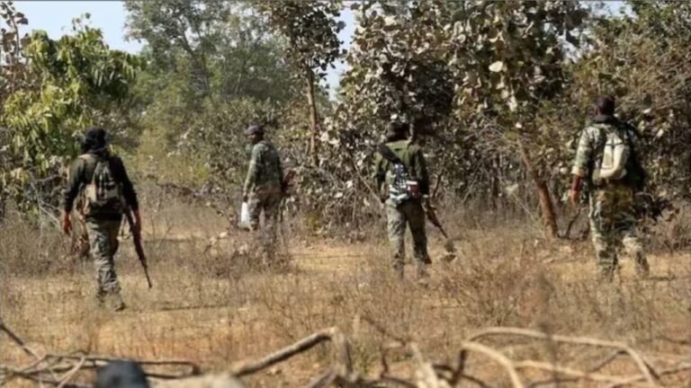 छत्तीसगढ़ के सुकमा में मुठभेड़, सुरक्षाबलों ने 16 नक्सली मार गिराए, दो जवान घायल, भारी मात्रा में हथियार बरामद