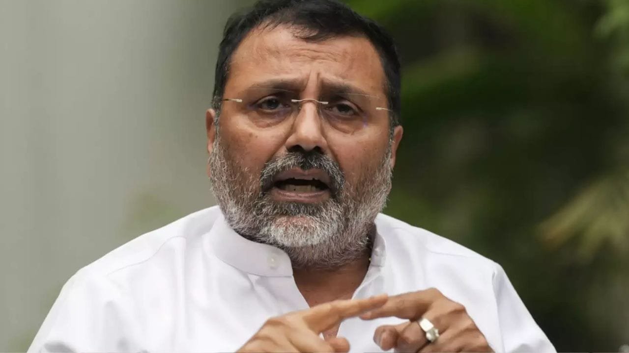 निशिकांत दुबे की मुश्किलें बढ़ीं, BJP सांसद के खिलाफ SC में अवमानना याचिका  | Criminal Contempt Action Sought Against BJP MP Nishikant Dubey For  Remarks Against Supreme Court CJI