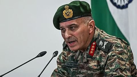 भारत-पाकिस्तान संघर्ष विराम के बाद डीजीएमओ स्तर पर बातचीत, सैनिकों की संख्या घटाने पर सहमति