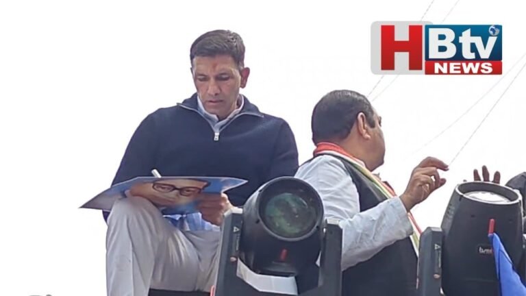 प्रदेश कांग्रेस अध्यक्ष पटवारी ने किया डॉ. आंबेडकर का अपमान, पैरों पर उल्टी रखी बाबा साहब की तस्वीर