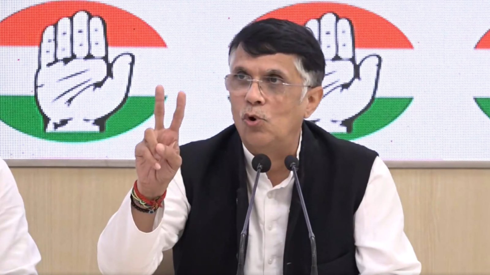 Congress Leader Pawan Khera On Citizenship Amendment Act 2019 Critisized Pm  Modi For Not Going To Manipur - Amar Ujala Hindi News Live -  Assam:'कांग्रेस सत्ता में आई तो रद्द कर देंगे