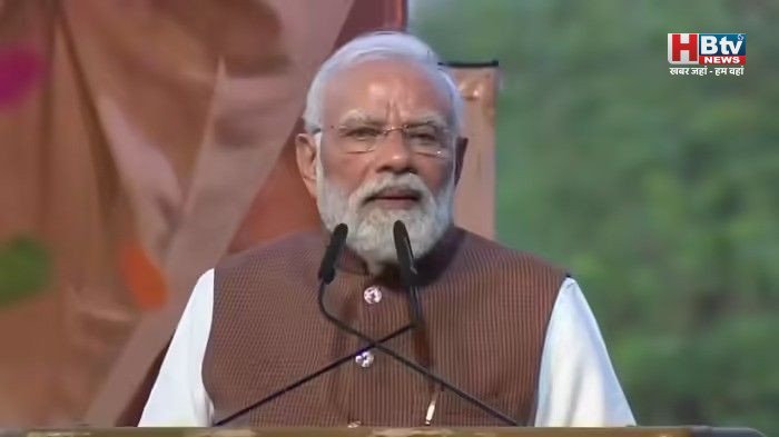 गुजरात के सूरत में बोले पीएम नरेंद्र मोदी-बिहार के लोगों में दुनिया को राजनीति सिखाने की ताकत