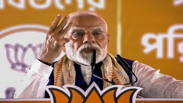 बंगाल में पीएम मोदी का ममता बनर्जी पर निशाना, कहा- टीएमसी कैडर पर खर्च होता है केंद्र से भेजा पैसा