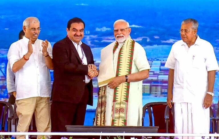 केरल में अंतरराष्ट्रीय बंदरगाह का उद्घाटन कर पीएम मोदी ने साधा विपक्ष पर निशाना, कहा-आज कई लोगों की नींद हो गई होगी हराम