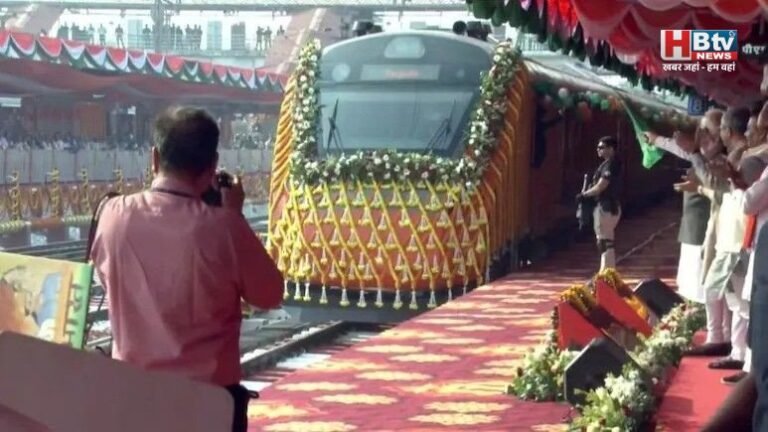 देश में आज से चार नई वंदे भारत ट्रेनें शुरू, प्रधानमंत्री मोदी ने वाराणसी से दिखाई हरी झंडी, कहा- देश की चेतना का माध्यम हैं तीर्थ यात्राएं