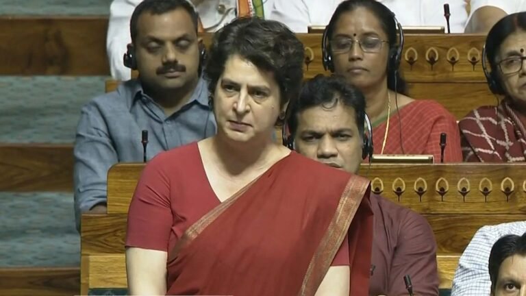 कांग्रेस सांसद प्रियंका वाड्रा ने संसद में सरकार को घेरा, कहा-पहलगाम में एक भी सुरक्षाकर्मी क्यों मौजूद नहीं था