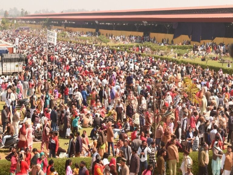 वीआईपी कल्चर के इस जमाने में राधा स्वामी सत्संग ब्यास का बड़ा फैसला, अब नहीं जारी होंगे कोई वीआईपी पास