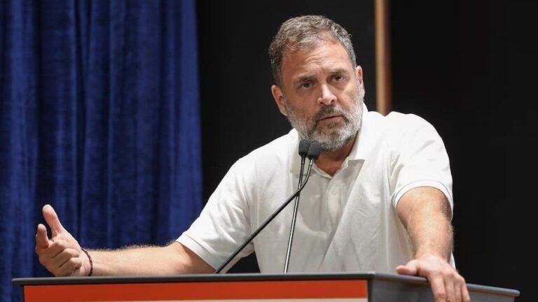 कोलंबिया में राहुल गांधी ने कहा-भारत में इस समय लोकतांत्रिक व्यवस्था पर हर तरफ से हो रहा है हमला