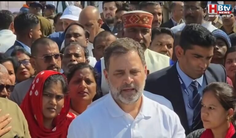 इंदौर में भागीरथपुरा के पीड़ितों से मुलाकात के बाद बोले राहुल गांधी-यह सरकार की स्मार्ट सिटी का नया मॉडल है, देश के स्वच्छ शहर में पीने का पानी नहीं