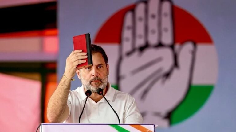 महू में राहुल गांधी ने भाजपा और संघ पर जमकर साधा निशाना, जातिगत जनगणना करवाकर, आरक्षण की दीवार तोड़ने का किया वादा