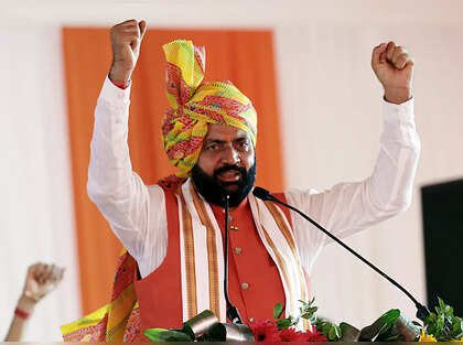 हरियाणा के मुख्यमंत्री ने ओबीसी के क्रीमी लेयर के लिए आय सीमा बढ़ाकर 8 लाख  रुपये करने की घोषणा की - द इकोनॉमिक टाइम्स
