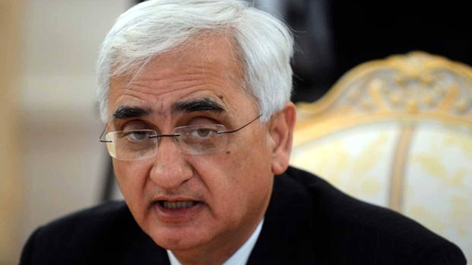 सलमान खुर्शीद की मन की बात कांग्रेस की फजीहत है तो बीजेपी को नसीहत है - At  aligarh muslim university congress leader salman khurshid said congress has  blood stains of muslims on