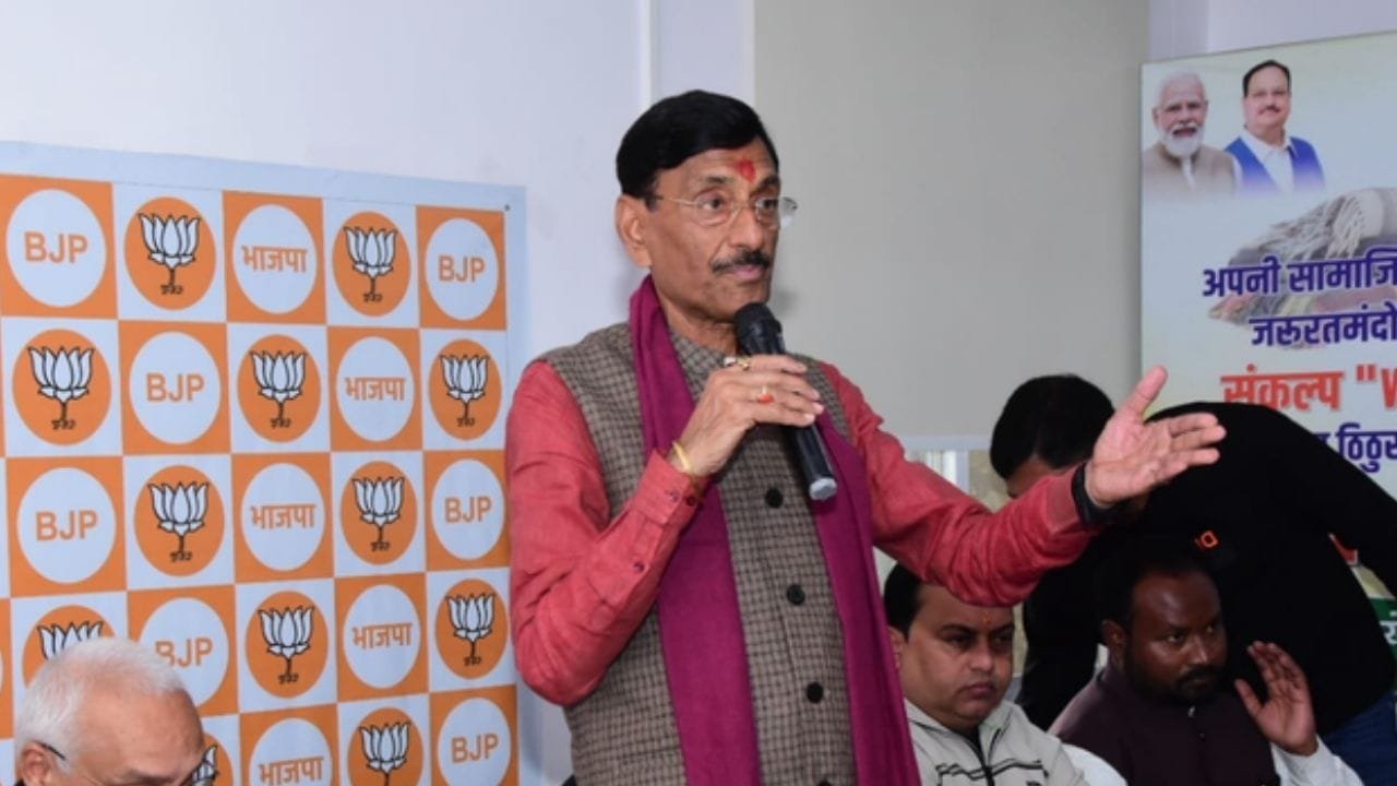 रक्षा राज्य मंत्री संजय सेठ को मिली धमकी, 50 लाख की मांगी रंगदारी; FIR दर्ज  | Criminals sent message to Union Minister of State Defence Sanjay Seth  demand ransom 50 lakh rupees stwk
