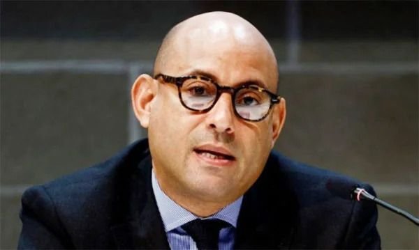 यूएन जलवायु प्रमुख साइमन स्टील ने भारत को बताया सौर ऊर्जा महाशक्ति