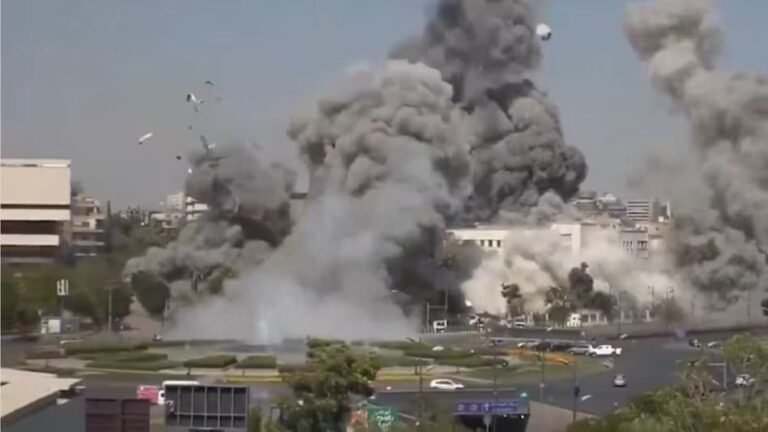 दमिश्क पर इजराइली हमला: सीरियाई मंत्री ने बताया 'कोई जीत नहीं', 3 की मौत, 34 घायल