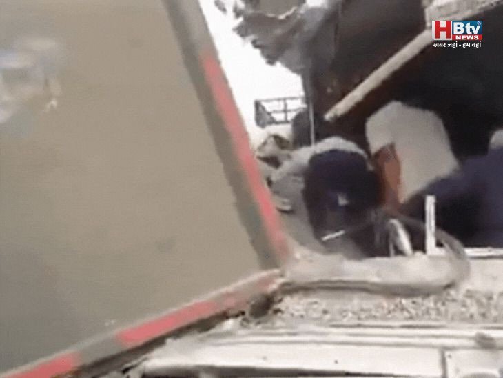 तेलंगाना के रंगारेड्डी जिले में भीषण सड़क हादसा: बस-ट्रक टक्कर में 17 की मौत, कई घायल