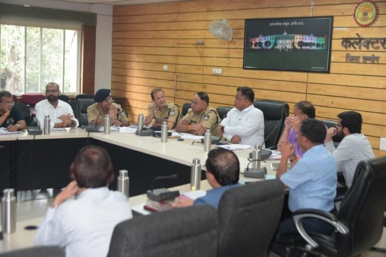 शहर में भारी वाहनों पर रोक, जरूरी सेवा वाले वाहनों के लिए तय हुए नियम, कलेक्टर शिवम वर्मा ने जारी किए आदेश