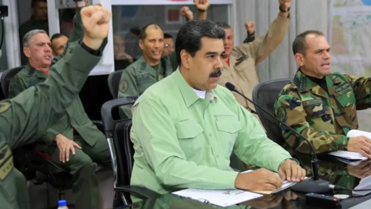 अमेरिका से क्यों नहीं डरते निकोलस मादुरो, ये है वेनेजुएला के सीक्रेट पावर |  Venezuela us tension trump deployed navy maduro militiamen