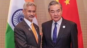 सुधर रहे भारत और चीन के रिश्ते; विदेश मंत्रियों की मुलाकात में मिले सकारात्मक संकेत  