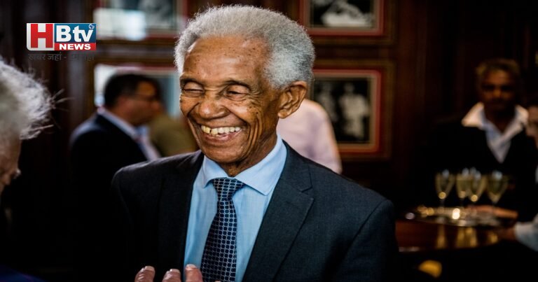 Garry Sobers: क्रिकेट जगत के महान ऑलराउंडर गैरी सोबर्स का निधन, 89 साल की उम्र में ली अंतिम सांस