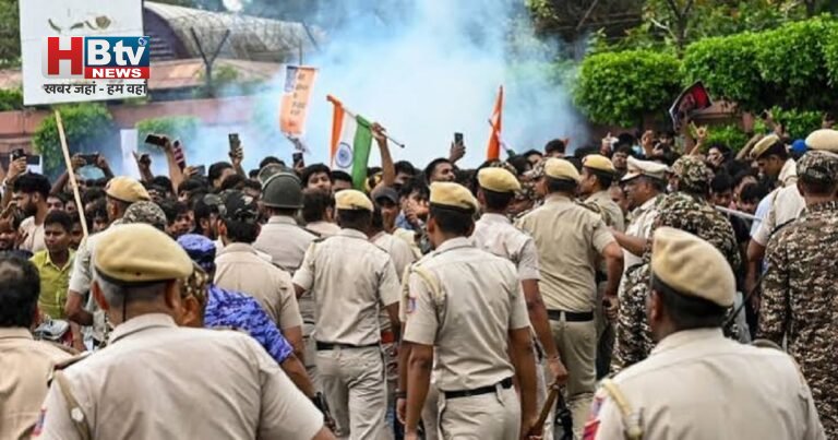 Delhi Protest: संसद मार्च के दौरान पुलिस पर हमला और उपद्रव का  आरोप, दिल्ली पुलिस ने दर्ज कीं 10 FIR; प्रदर्शनकारियों ने फिर संभाला मोर्चा