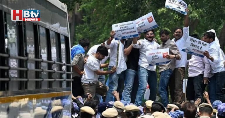 NEET 2026 Protest: संसद मार्च में ‘बाहरी भीड़’ पर उठे सवाल, Zomato डिलीवरी बॉय से ट्रक ड्राइवर तक पहुंचे प्रदर्शन में; CCTV और ड्रोन फुटेज से होगी जांच