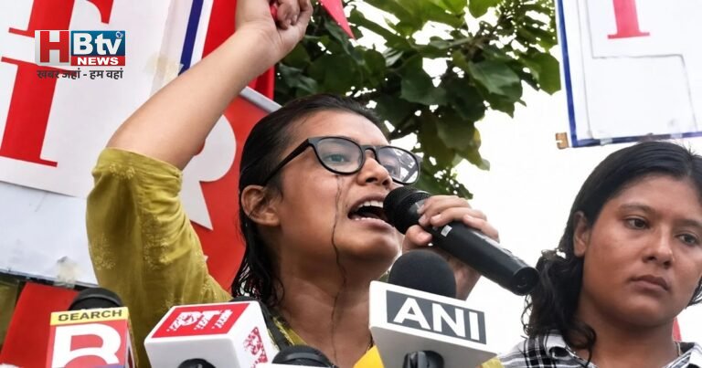 Ranchi में छात्रों के मार्च के दौरान AISA चीफ नेहा बोरा पर फेंकी स्याही, बातचीत के लिए तैयार हुई सरकार