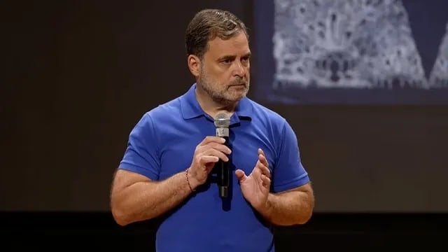 गंगाजल विवाद: राहुल गांधी ने दलित विरोधी मानसिकता पर साधा निशाना 1 गंगाजल विवाद पर राहुल गांधी का बयान