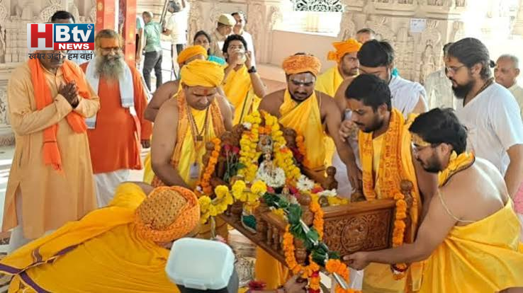 राम मंदिर में पुजारियों के लिए नया ड्रेस कोड लागू, जानिए क्या हैं नए नियम