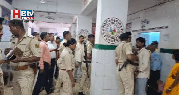 लखीसराय अशोकधाम मंदिर में बड़ा हादसा: भगदड़ जैसी स्थिति में 8 लोगों की मौत, कई घायल 1 लखीसराय अशोकधाम मंदिर में बड़ा हादसा: भगदड़ जैसी स्थिति में 8 लोगों की मौत, कई घायल