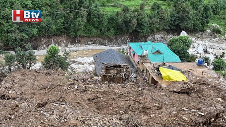 उत्तर भारत में बारिश का कहर! उत्तराखंड में भूस्खलन से मौतें, हिमाचल-एमपी में भारी बारिश का अलर्ट 1 उत्तर भारत में बारिश का कहर! उत्तराखंड में भूस्खलन से मौतें, हिमाचल-एमपी में भारी बारिश का अलर्ट