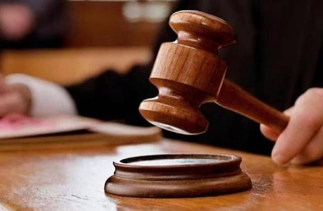 स्कूल में हिजाब पर इलाहाबाद हाईकोर्ट का बड़ा फैसला: यूनिफॉर्म नियम मानना जरूरी 1 स्कूल में हिजाब पर इलाहाबाद हाईकोर्ट का बड़ा फैसला: यूनिफॉर्म नियम मानना जरूरी